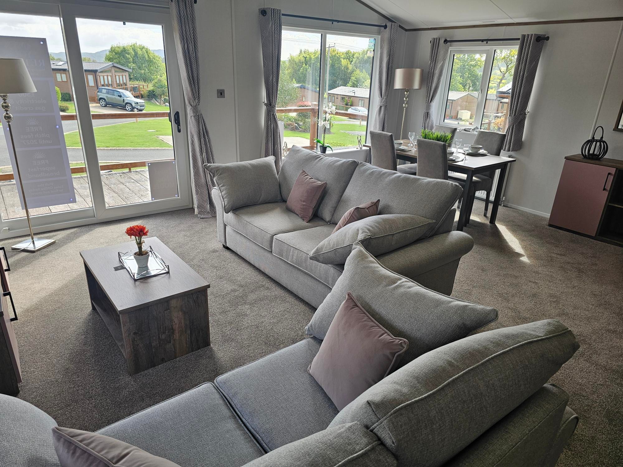 Photo of Willerby Horsham 2025 (Luxury Lodge)