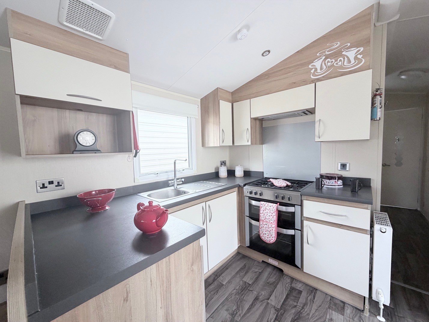 Photo of Willerby Lymington 2017 (Static Caravan)