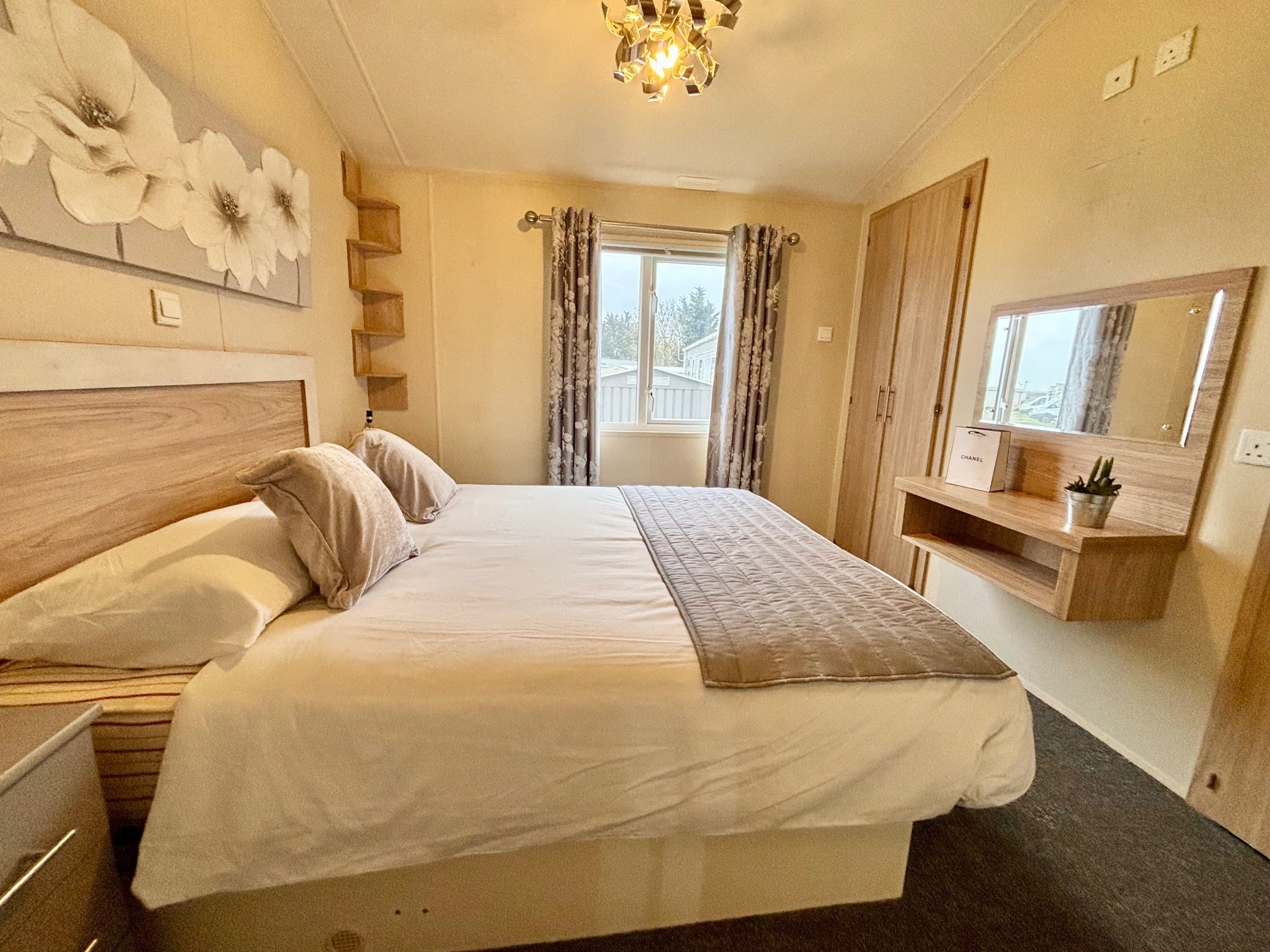 Photo of Willerby Cadence 2016 (Luxury Lodge)