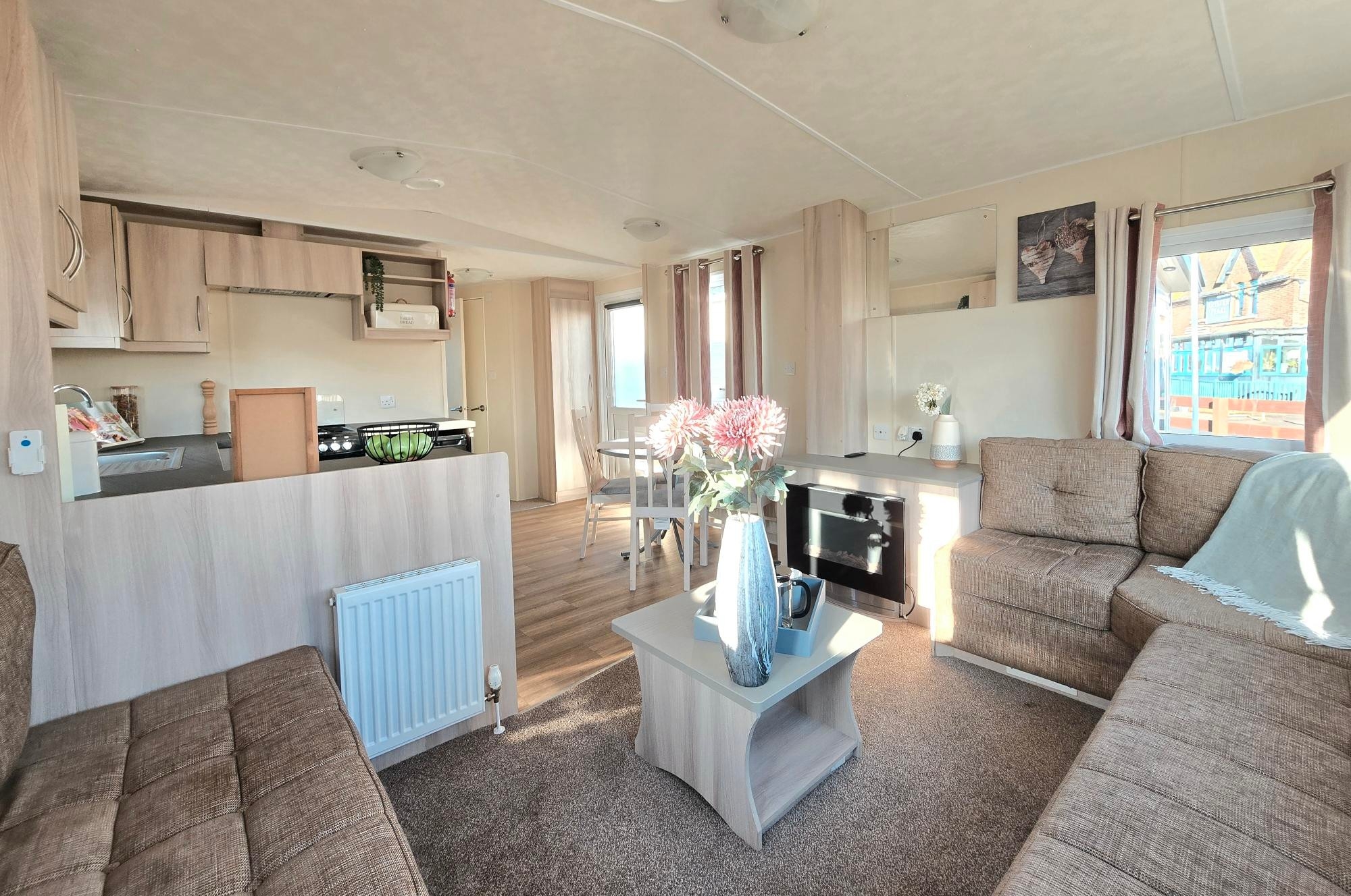 Photo of Arronbrook Topaz 2017 (Static Caravan)