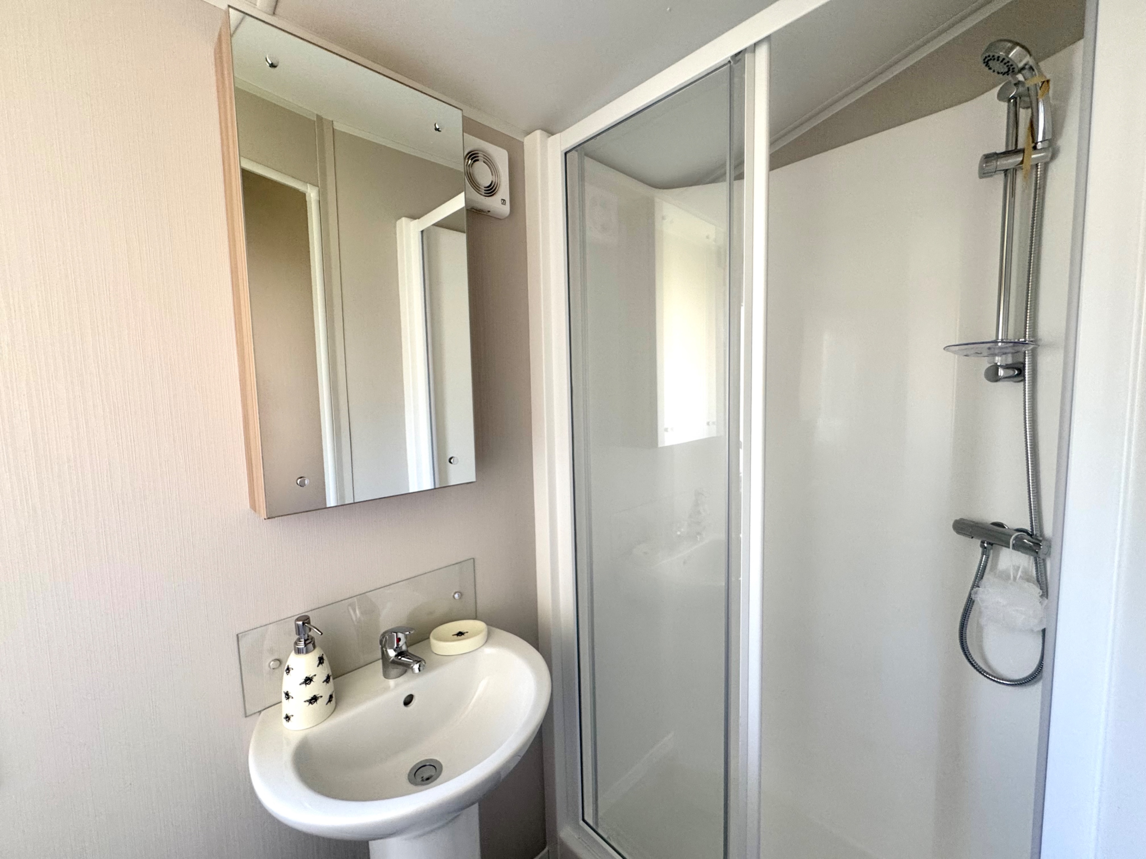 Photo of Willerby Lamberhurst 2024 (Static Caravan)