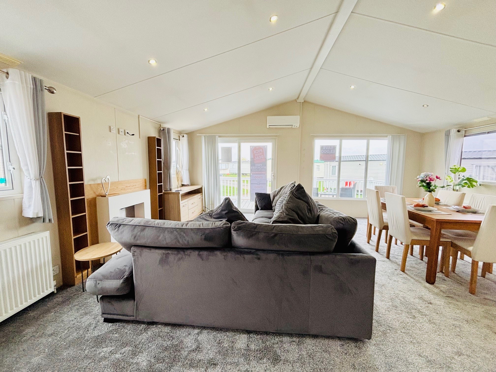 Photo of Willerby Cadence 2016 (Luxury Lodge)
