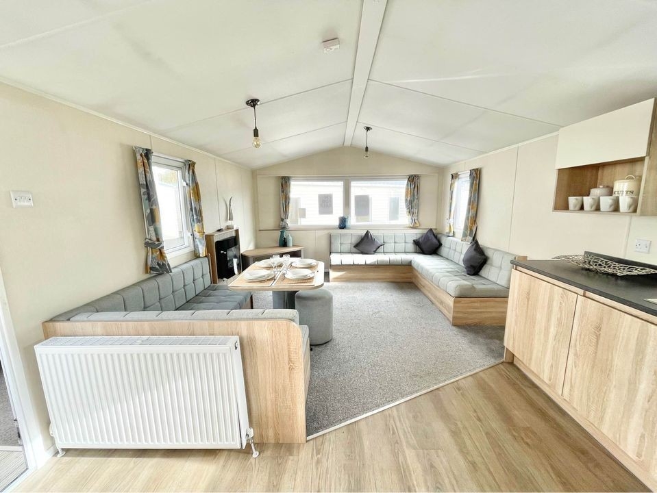 Willerby Etchingham 2019 (Static Caravan) Accommodation in Lowestoft