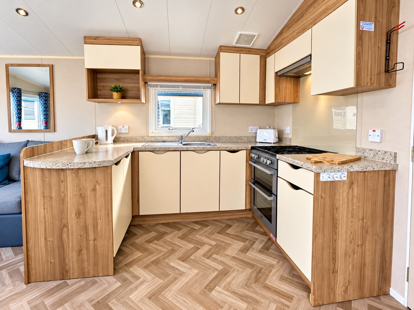 Willerby-Rio-Gold-2015-CAR0064666-150365959.jpeg