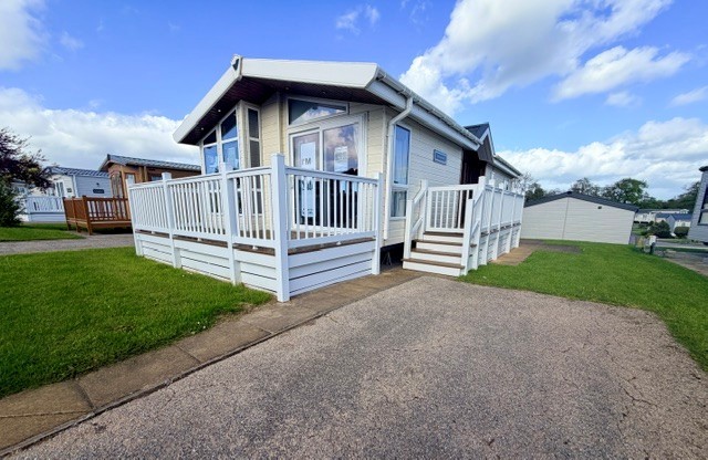 Photo of Willerby New Hampshire 2015 (Luxury Lodge)
