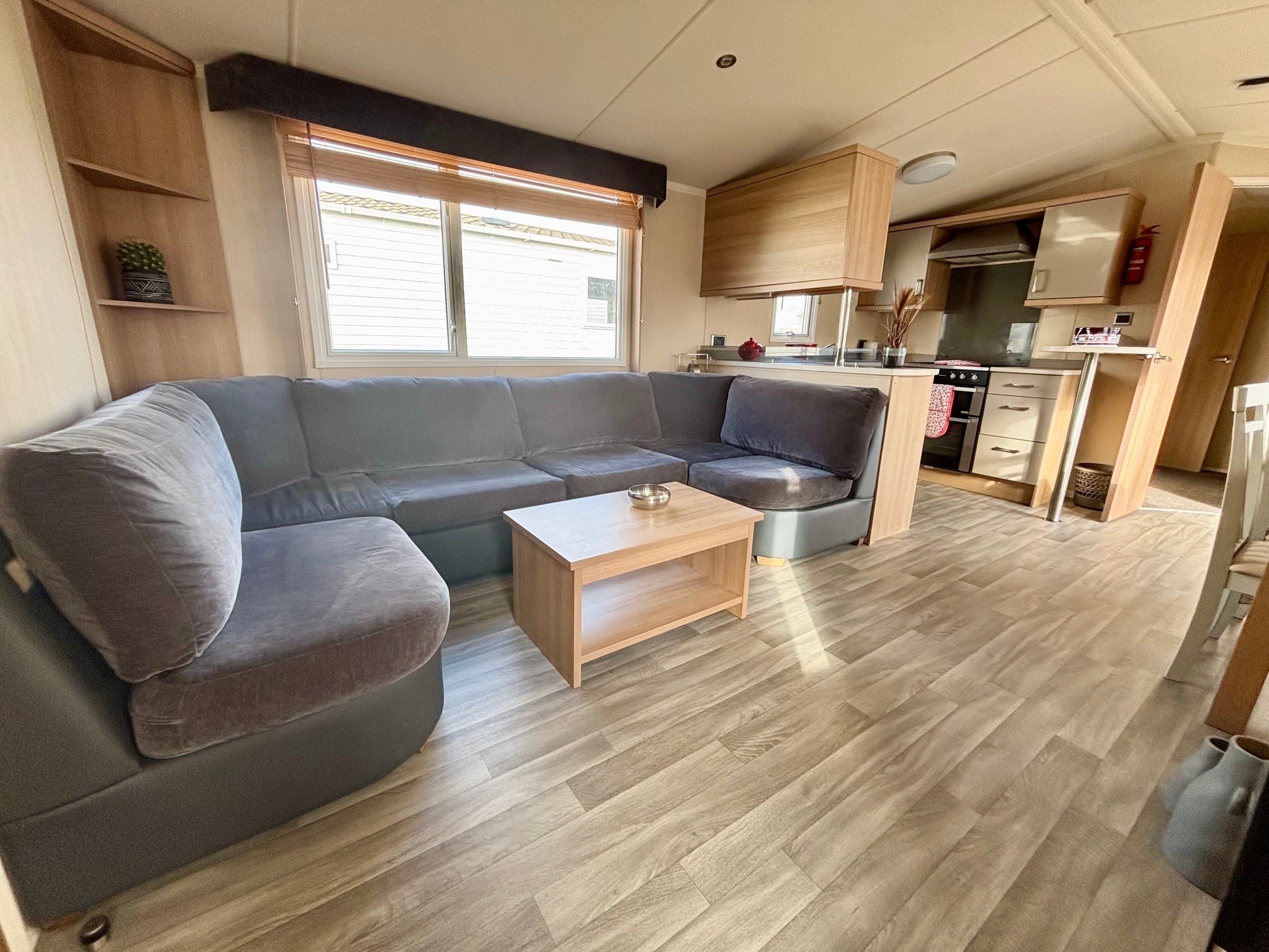 Swift-Serenity-2015-CAR0064993-121255818.JPEG
