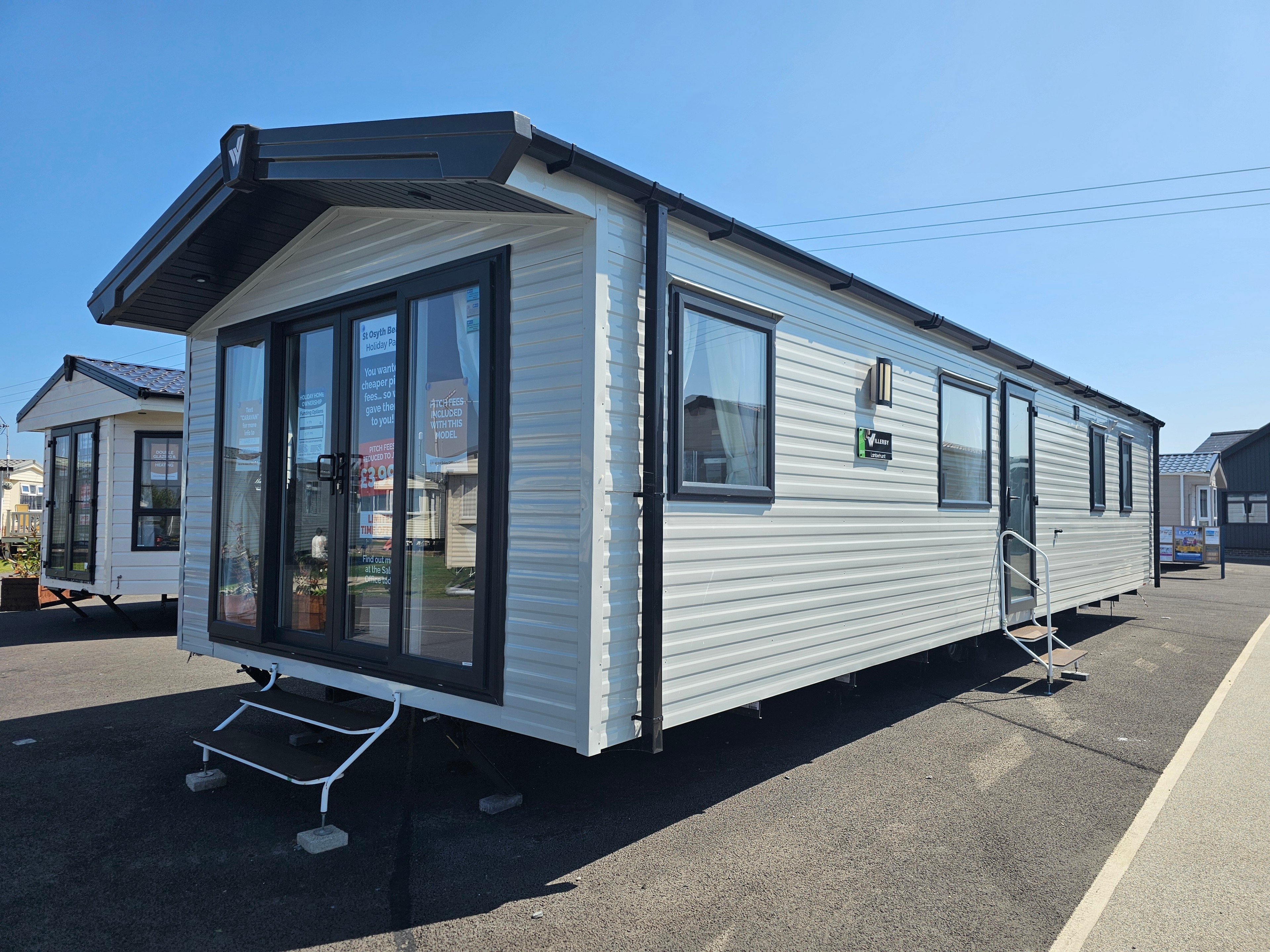 Willerby Lamberhurst 2023 (Static Caravan) Accommodation in Clacton-on-Sea