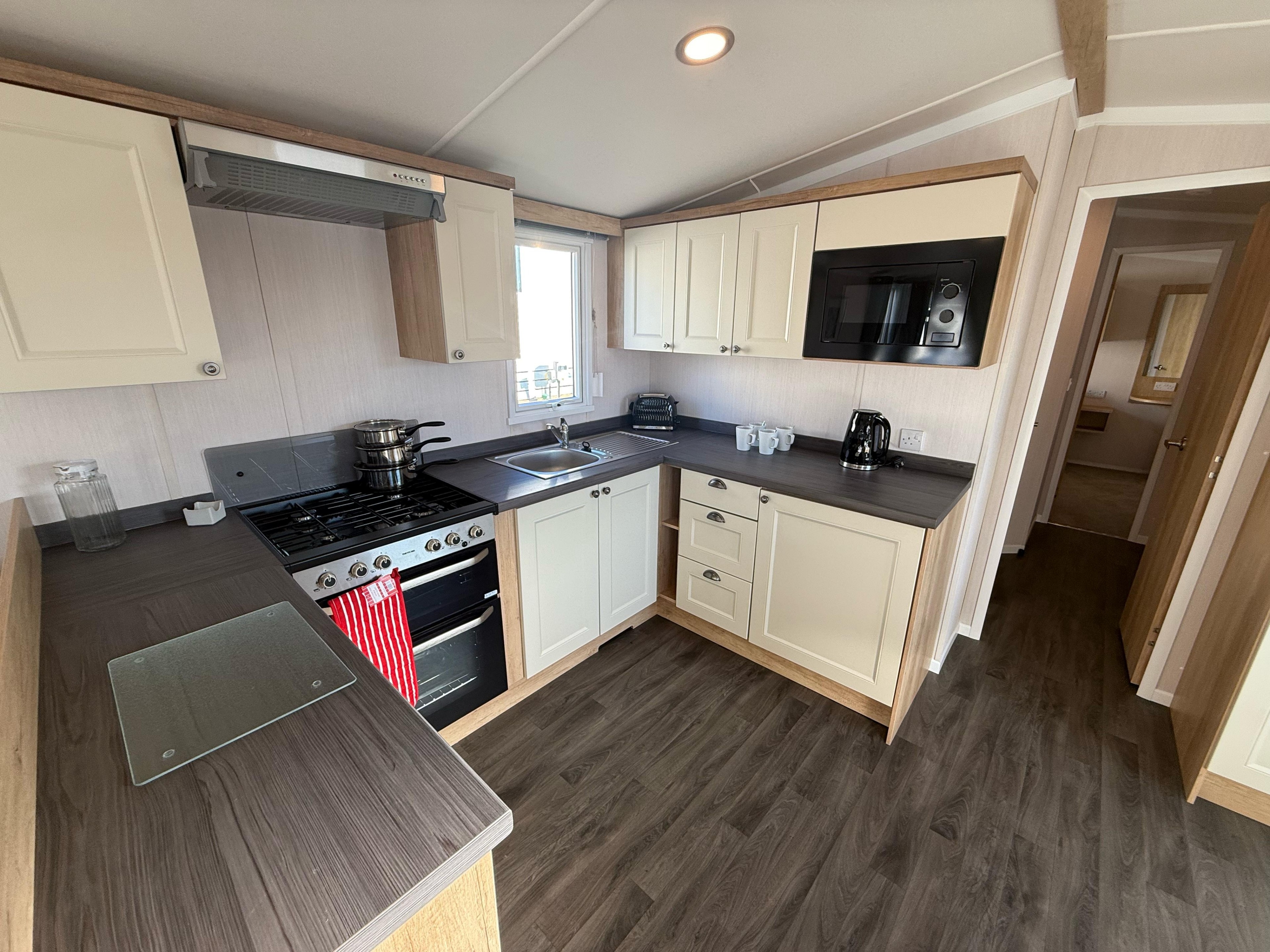 Photo of Swift Burgundy 2022 (Static Caravan)