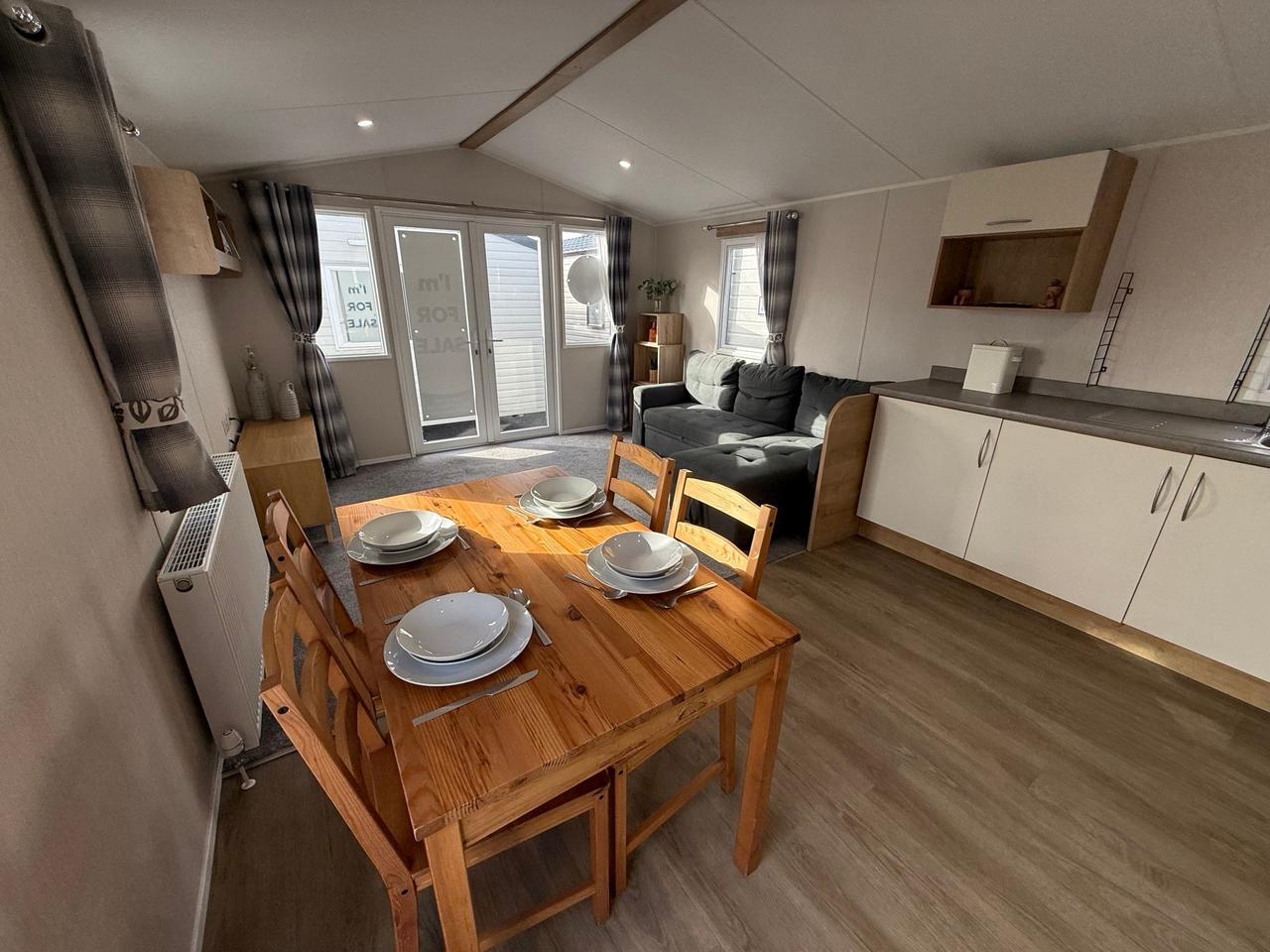 Willerby-Grasmere-2022-CAR0055099-151943385.jpeg