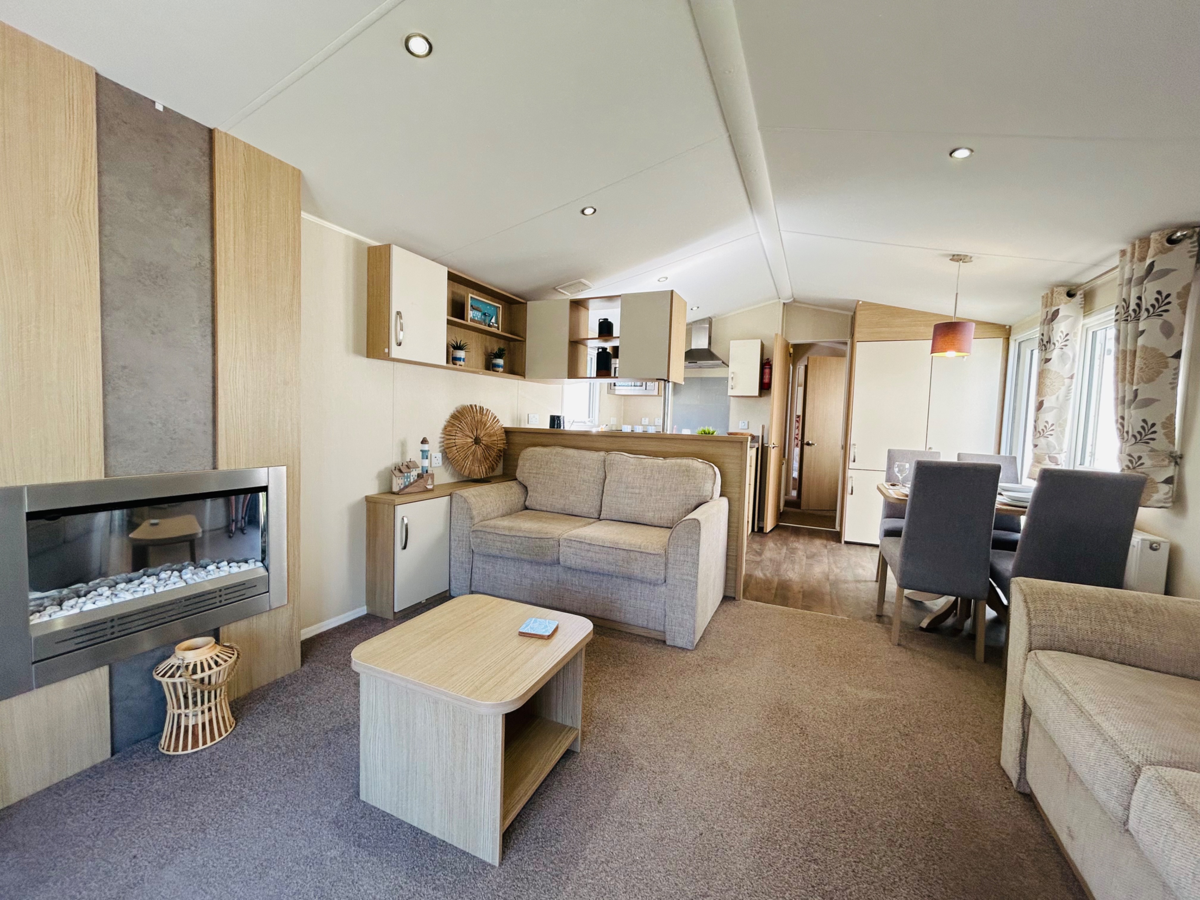 Photo of Willerby Brockenhurst 2016 (Static Caravan)