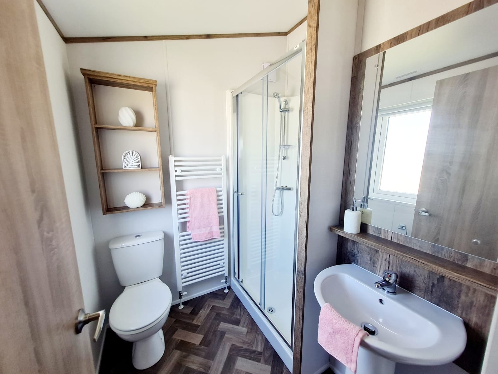 Photo of Willerby Horsham 2024 (Luxury Lodge)