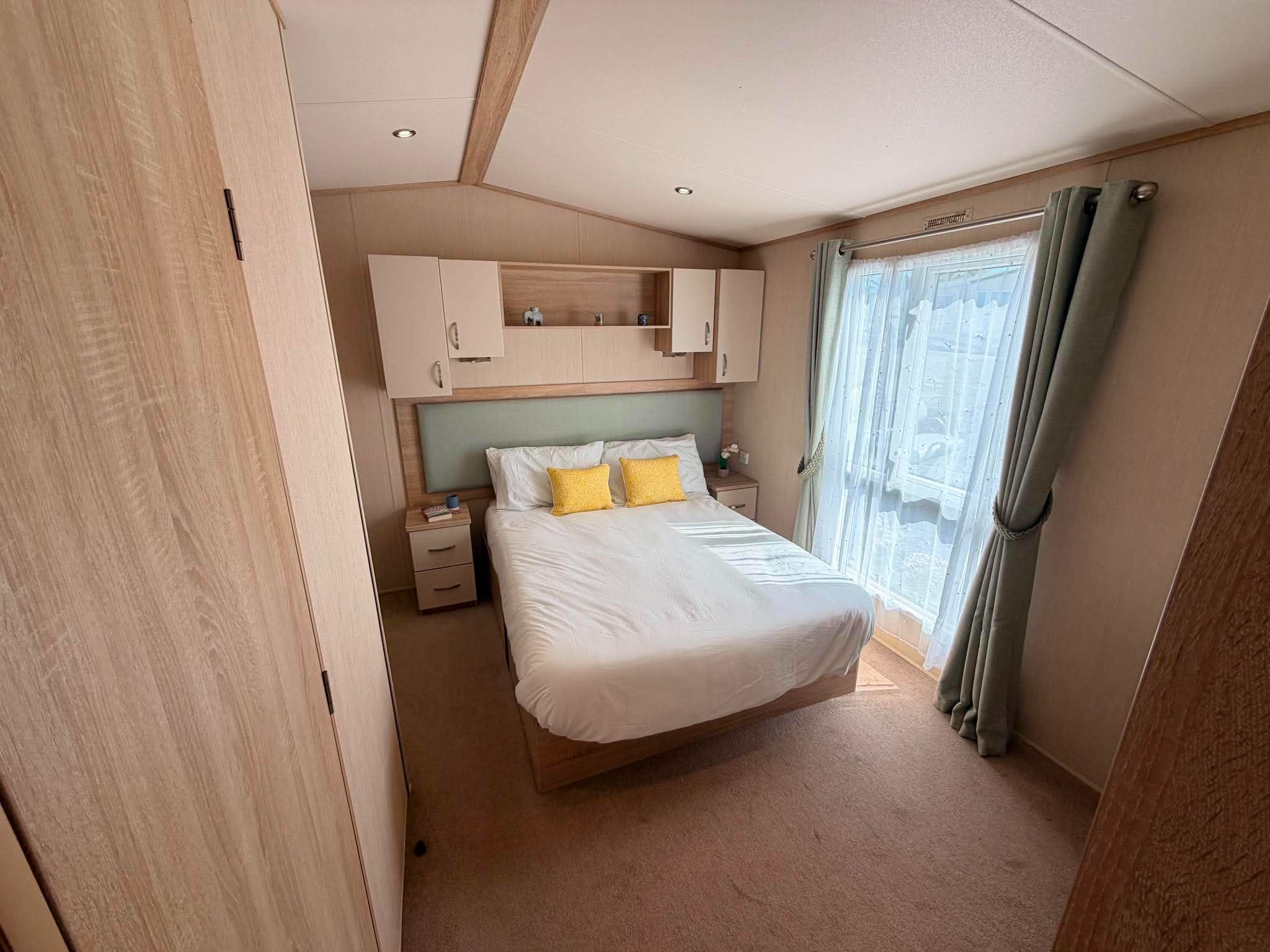 Photo of ABI Sunningdale Premier 2015 (Static Caravan)