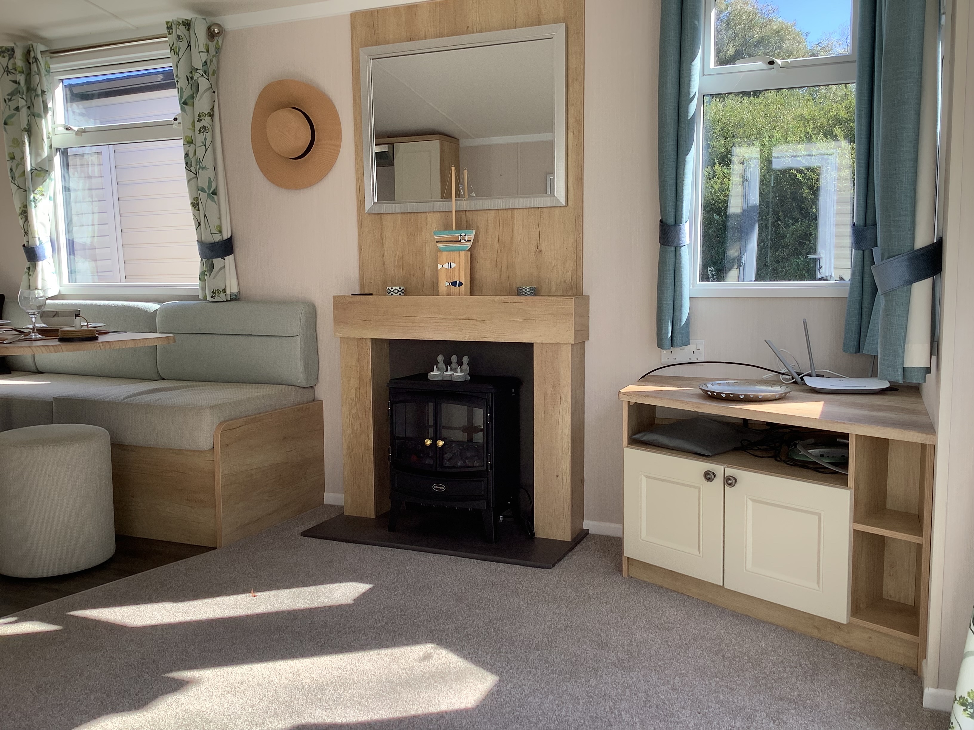 Photo of Swift Burgundy 2021 (Static Caravan)