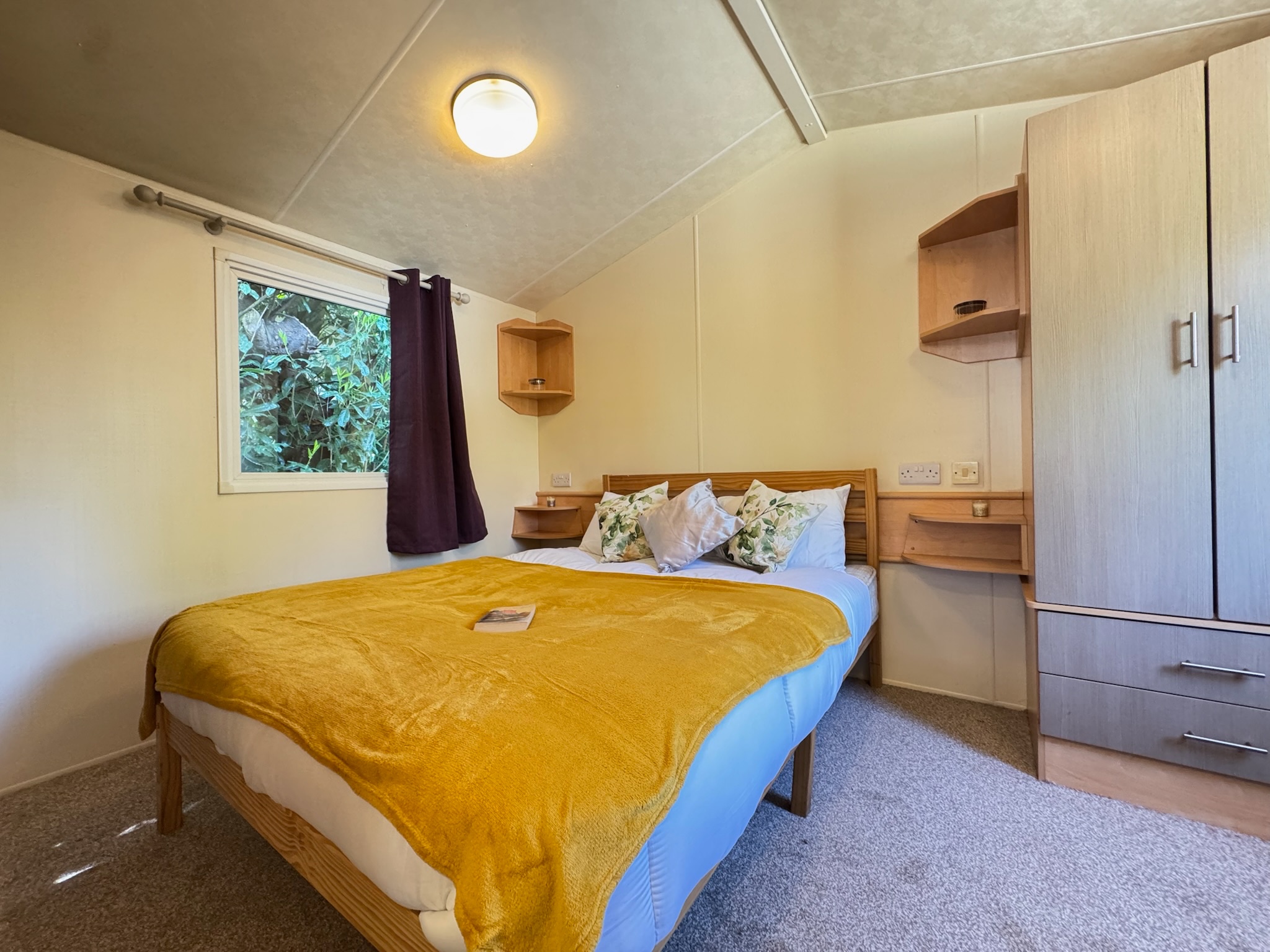 Photo of ABI Eminence 2017 (Static Caravan)