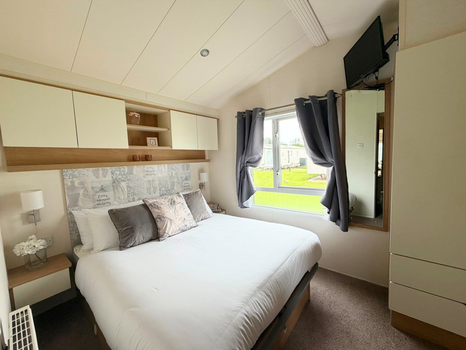 Photo of Willerby Avonmore 2013 (Static Caravan)