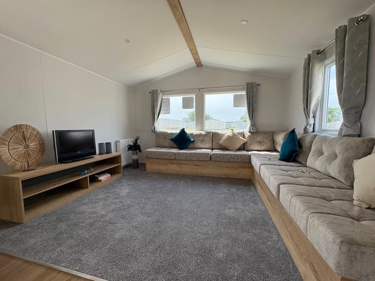 Willerby-Midhurst-2024-CAR0062924-142001351.jpeg