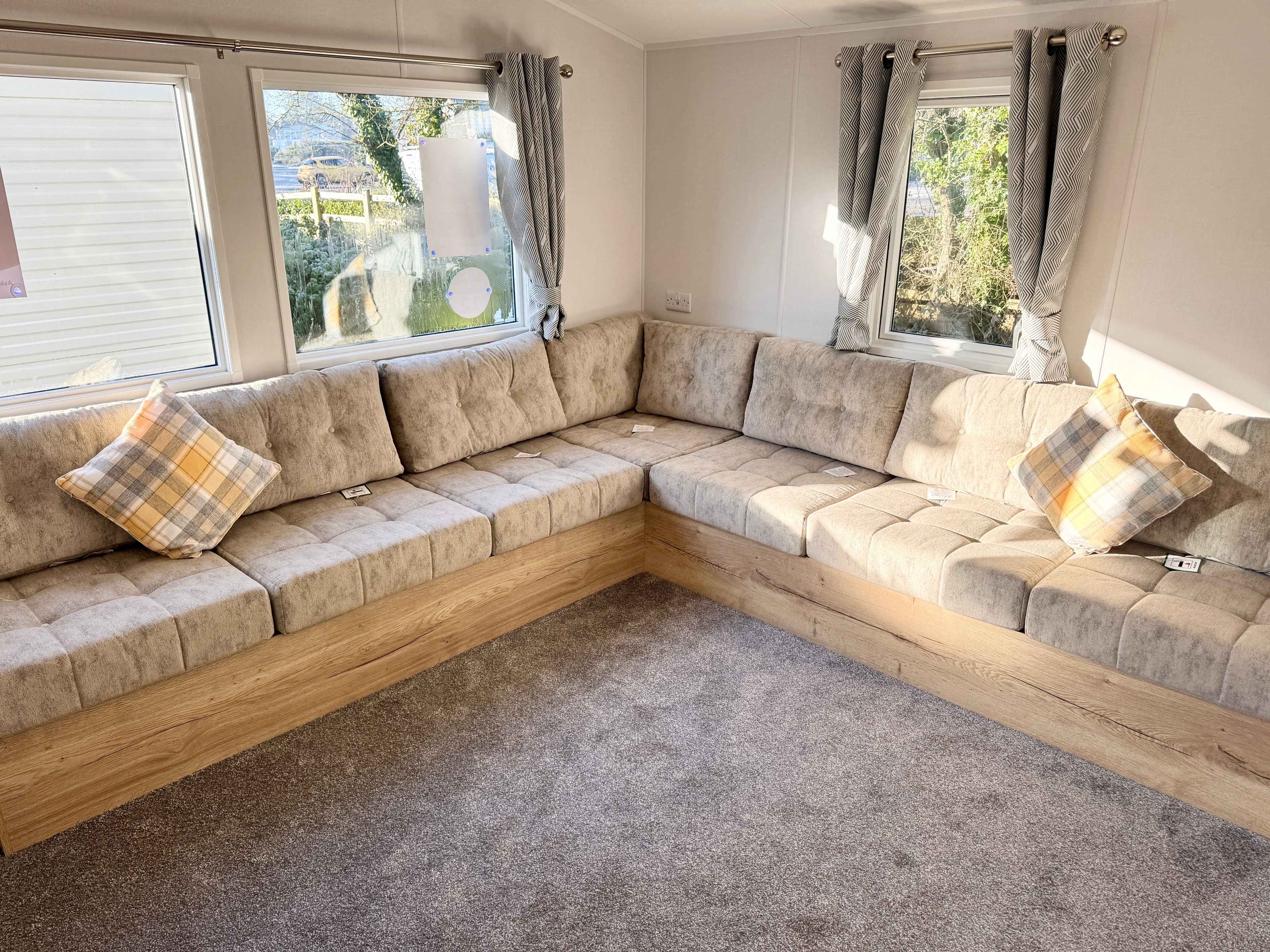 Photo of Willerby Midhurst 2024 (Static Caravan)