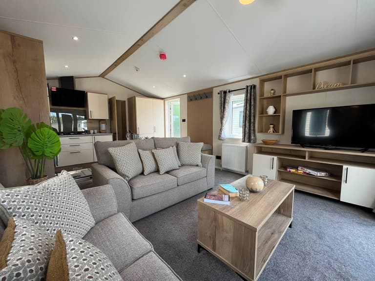 Willerby-Woodbridge-2027-CAR0065670-145655116.jpeg