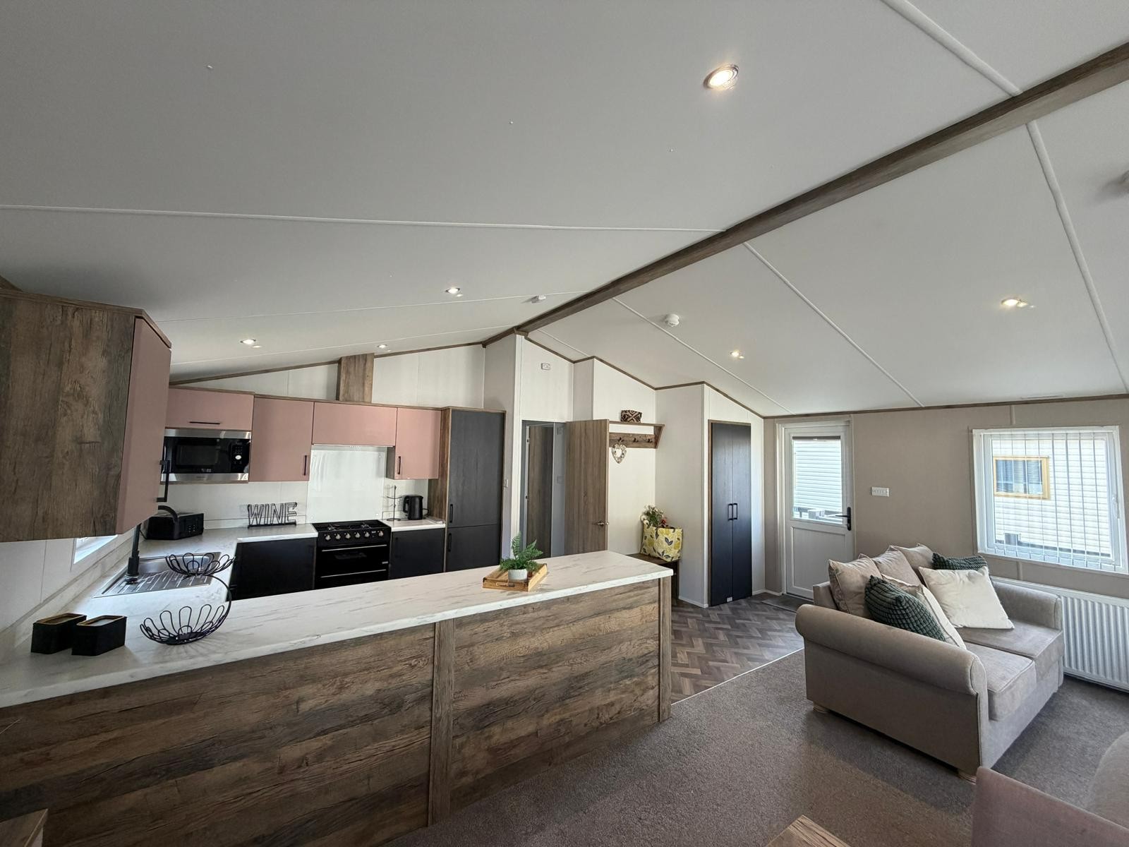Photo of Willerby Horsham 2024 (Lodge)