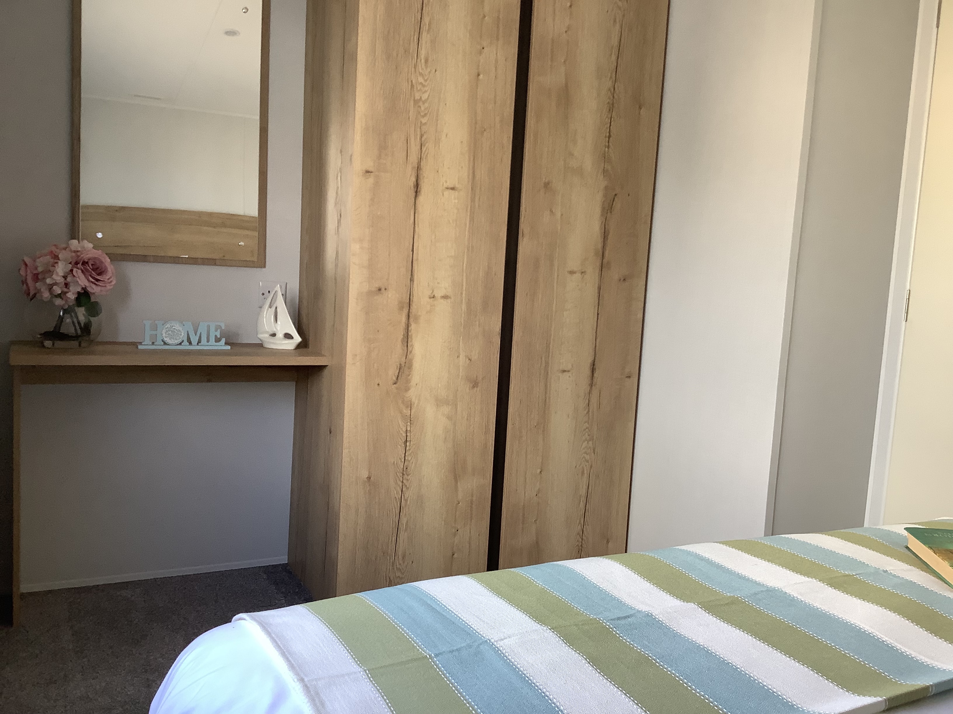Photo of Willerby Midhurst 2024 (Static Caravan)