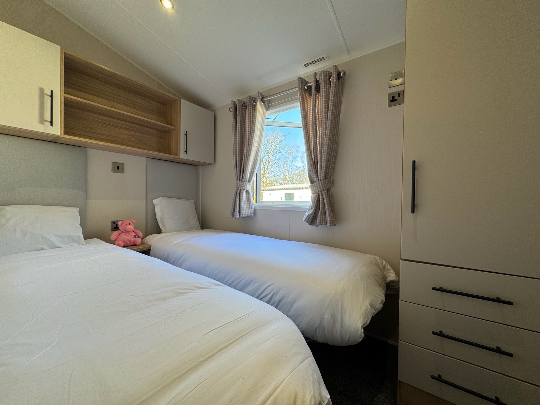 Photo of Willerby Lamberhurst 2017 (Static Caravan)