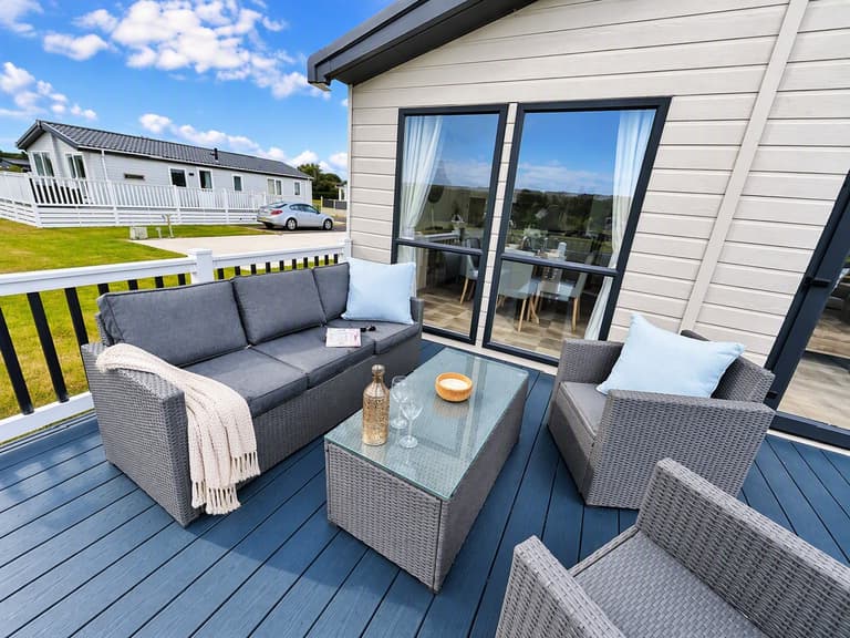 Swift-Edmonton-2023-CAR0062149-150898004.jpeg