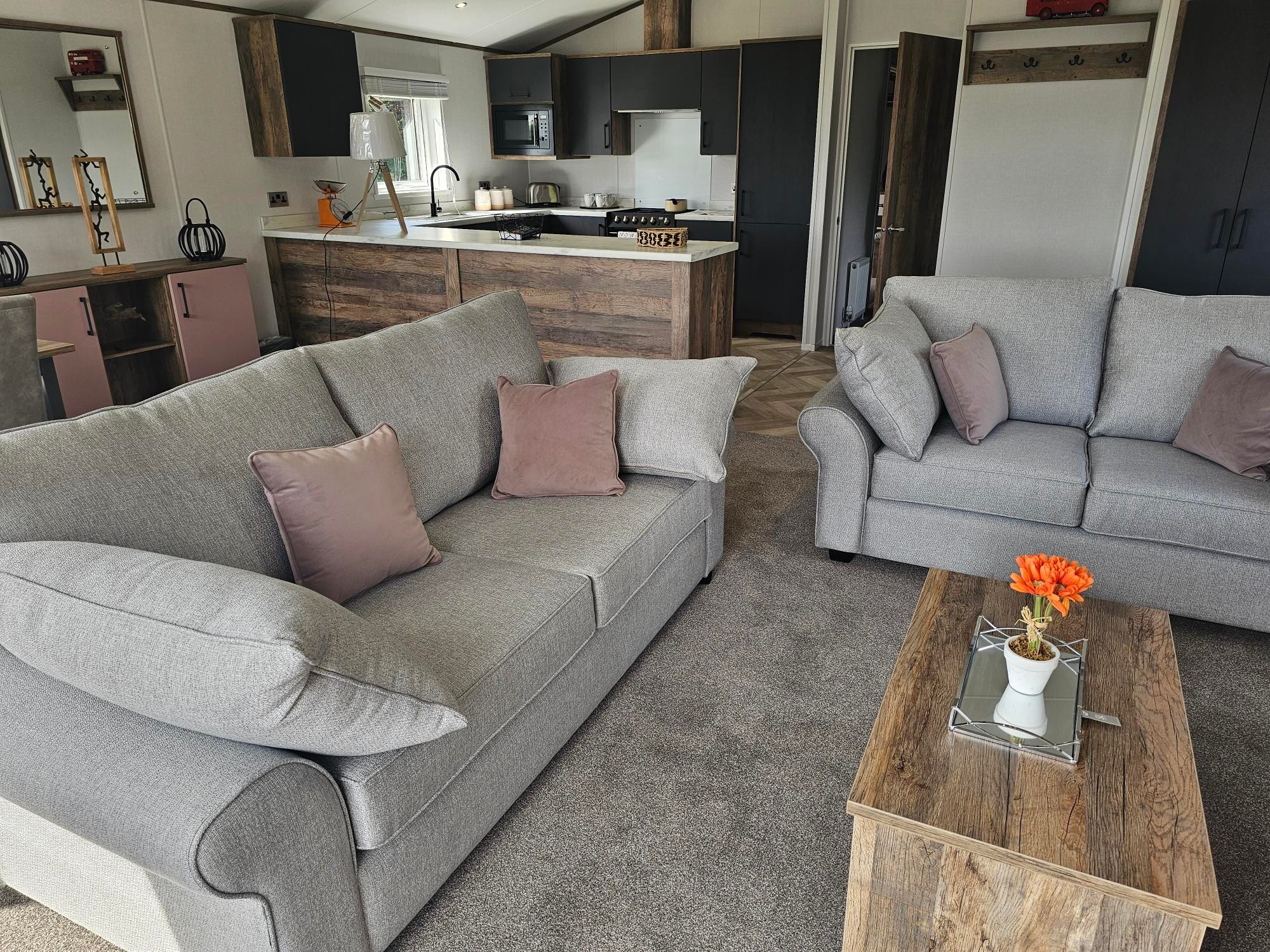 Photo of Willerby Horsham 2025 (Luxury Lodge)