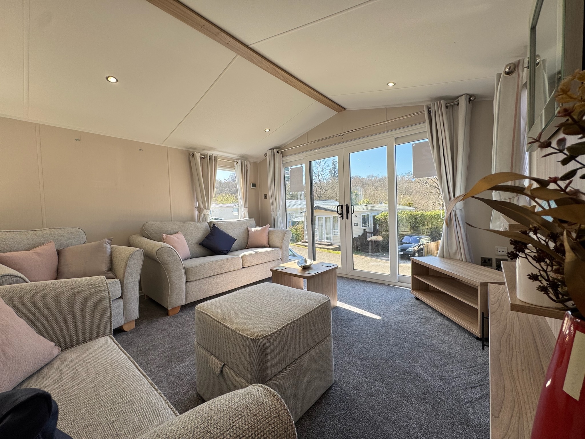 Photo of Willerby Lamberhurst 2017 (Static Caravan)