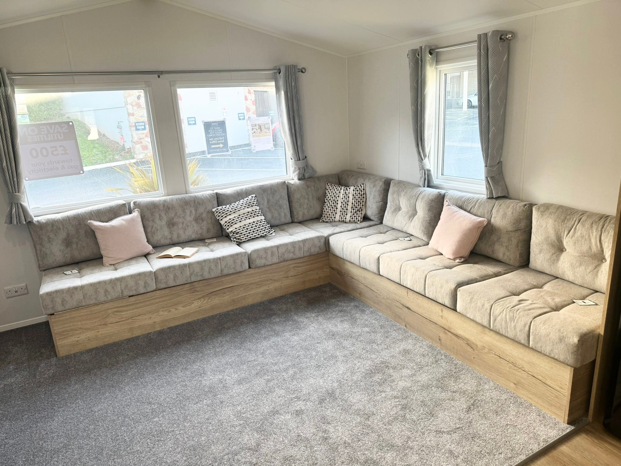 Photo of Willerby Midhurst 2024 (Static Caravan)