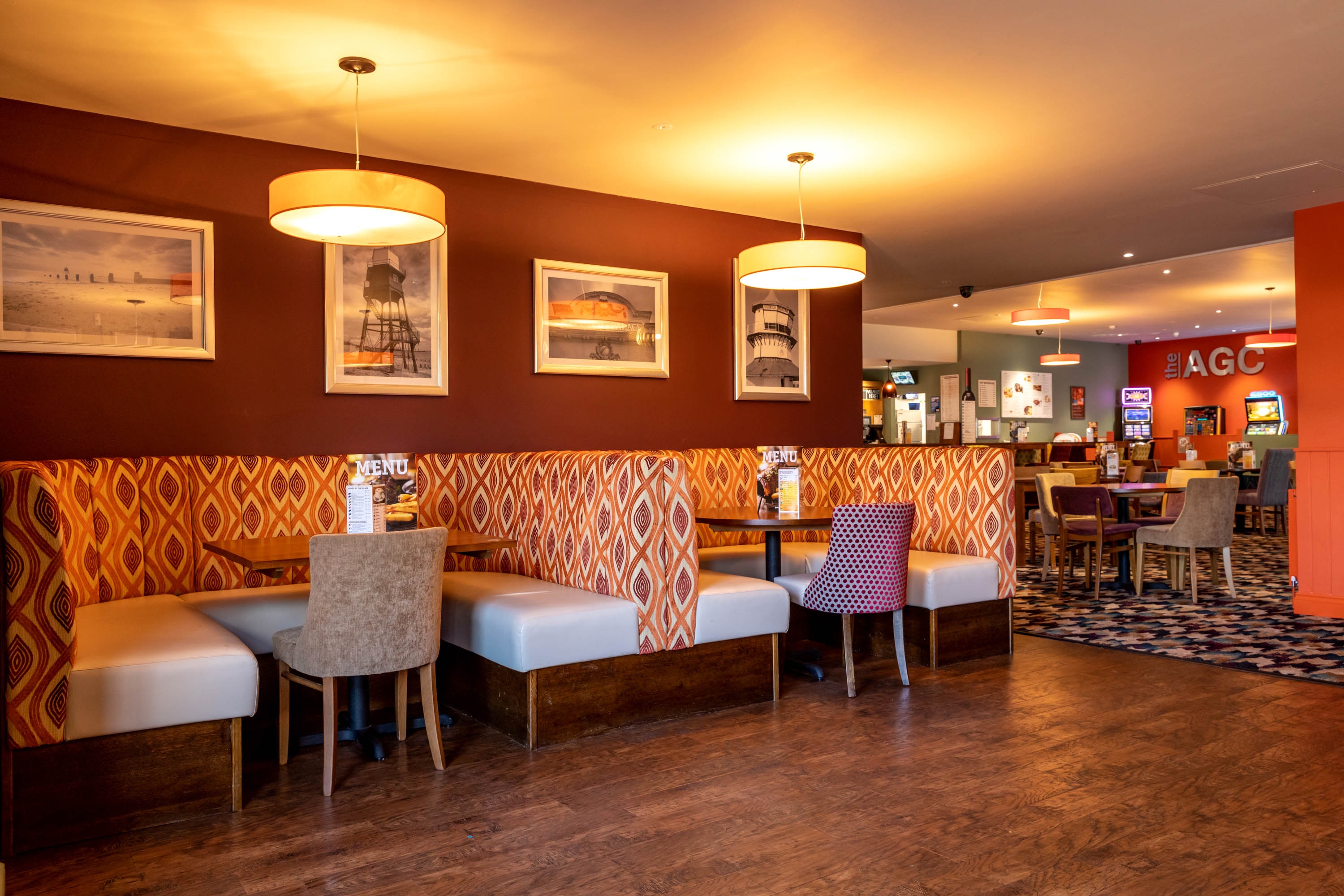 Restaurant & bar