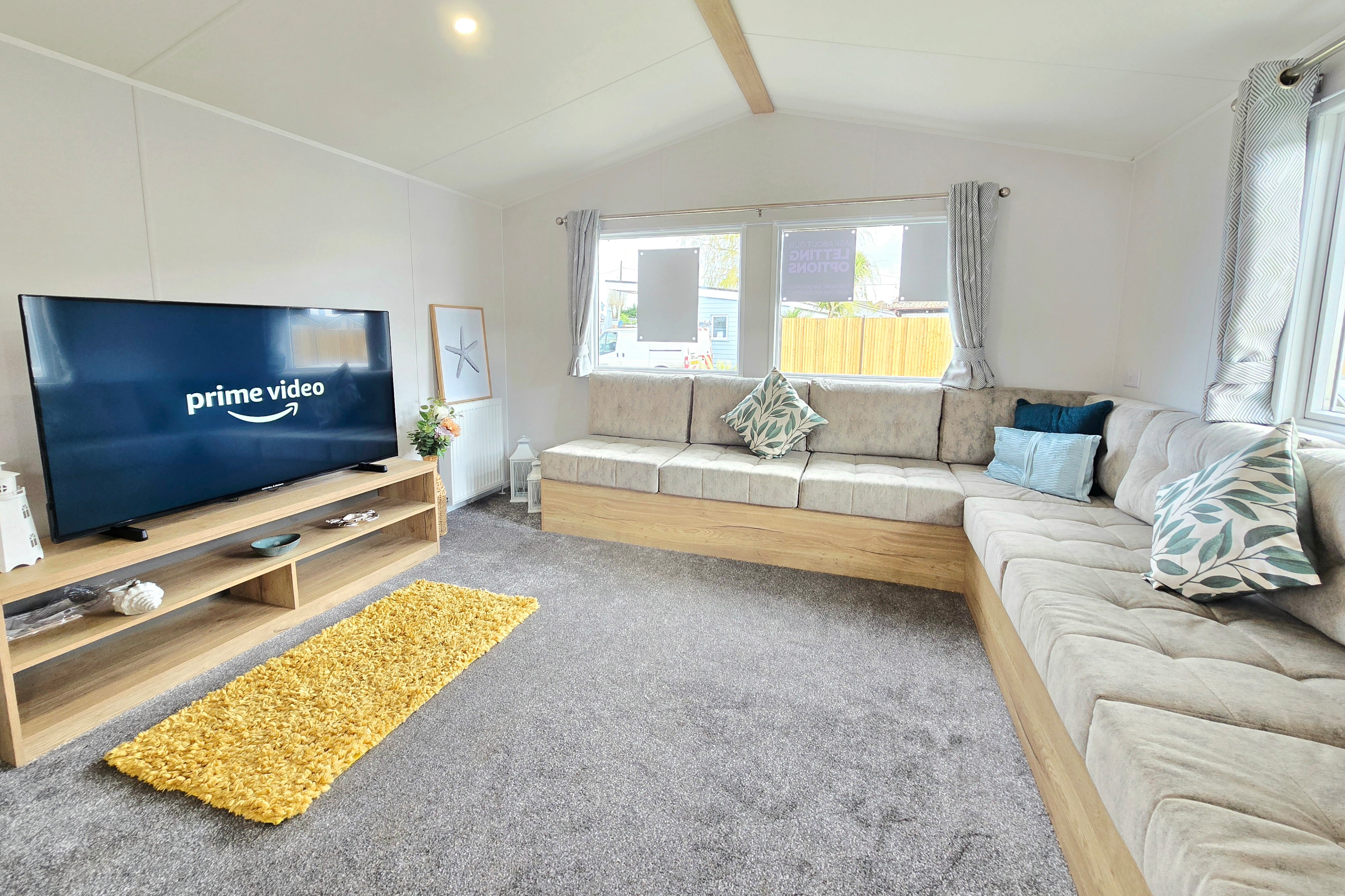 Photo of Willerby Midhurst 2024 (Static Caravan)