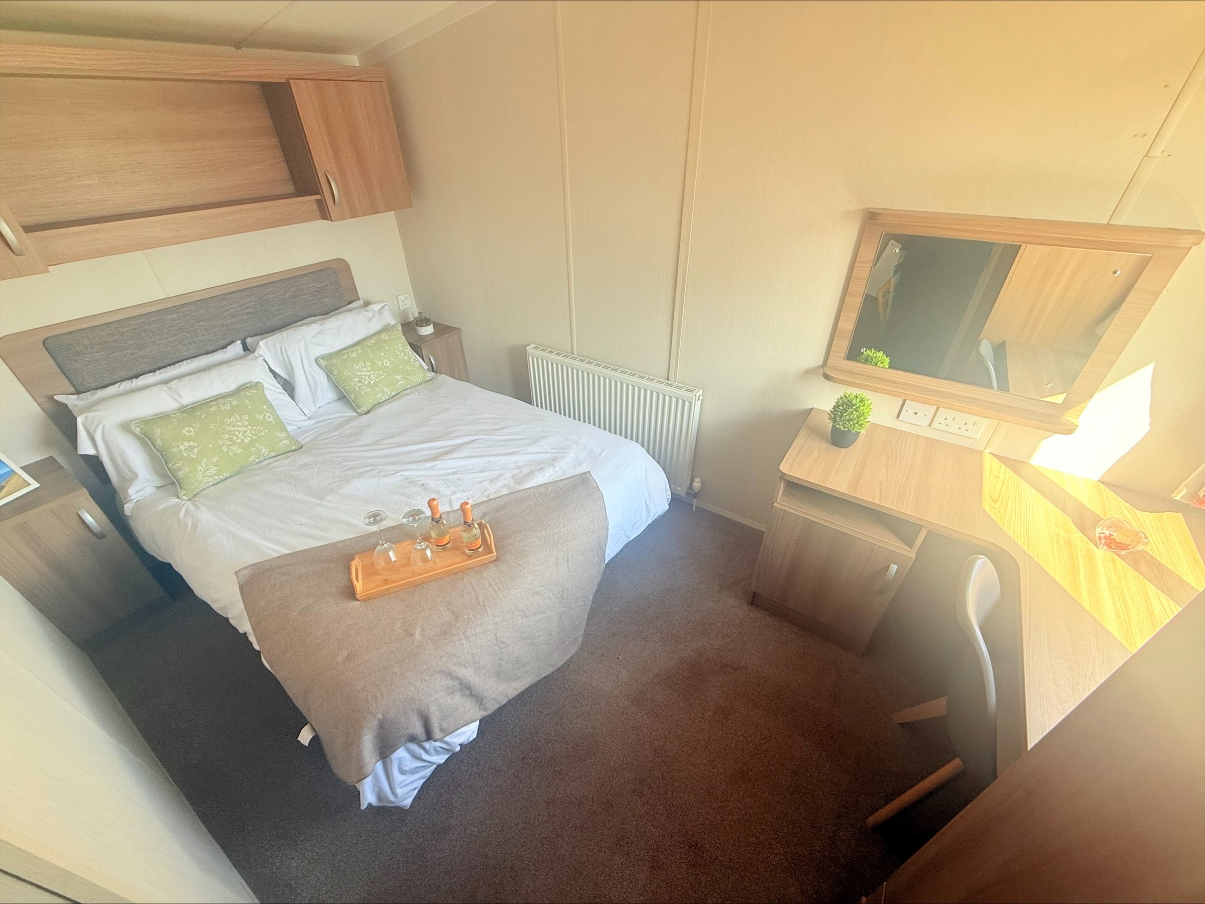 Swift-Bordeaux-2016-CAR0063792-110042800.JPEG