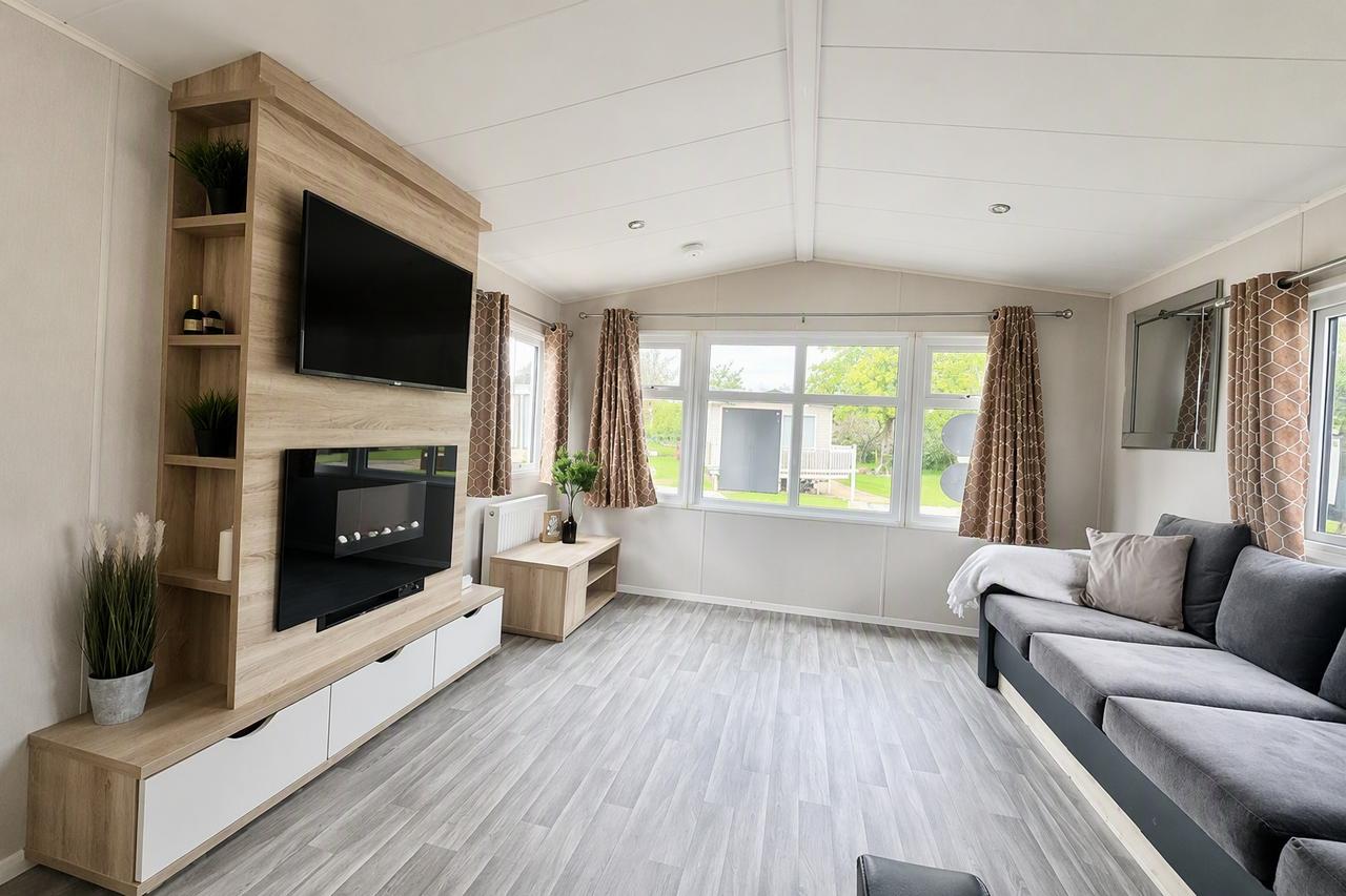 Willerby-Avonmore-2015-CAR0064986-143646770.jpeg