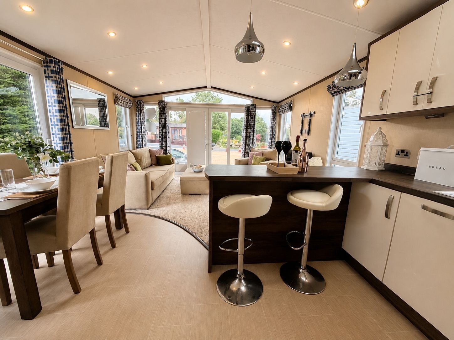 Photo of Pemberton Park Lane 2016 (Villa)
