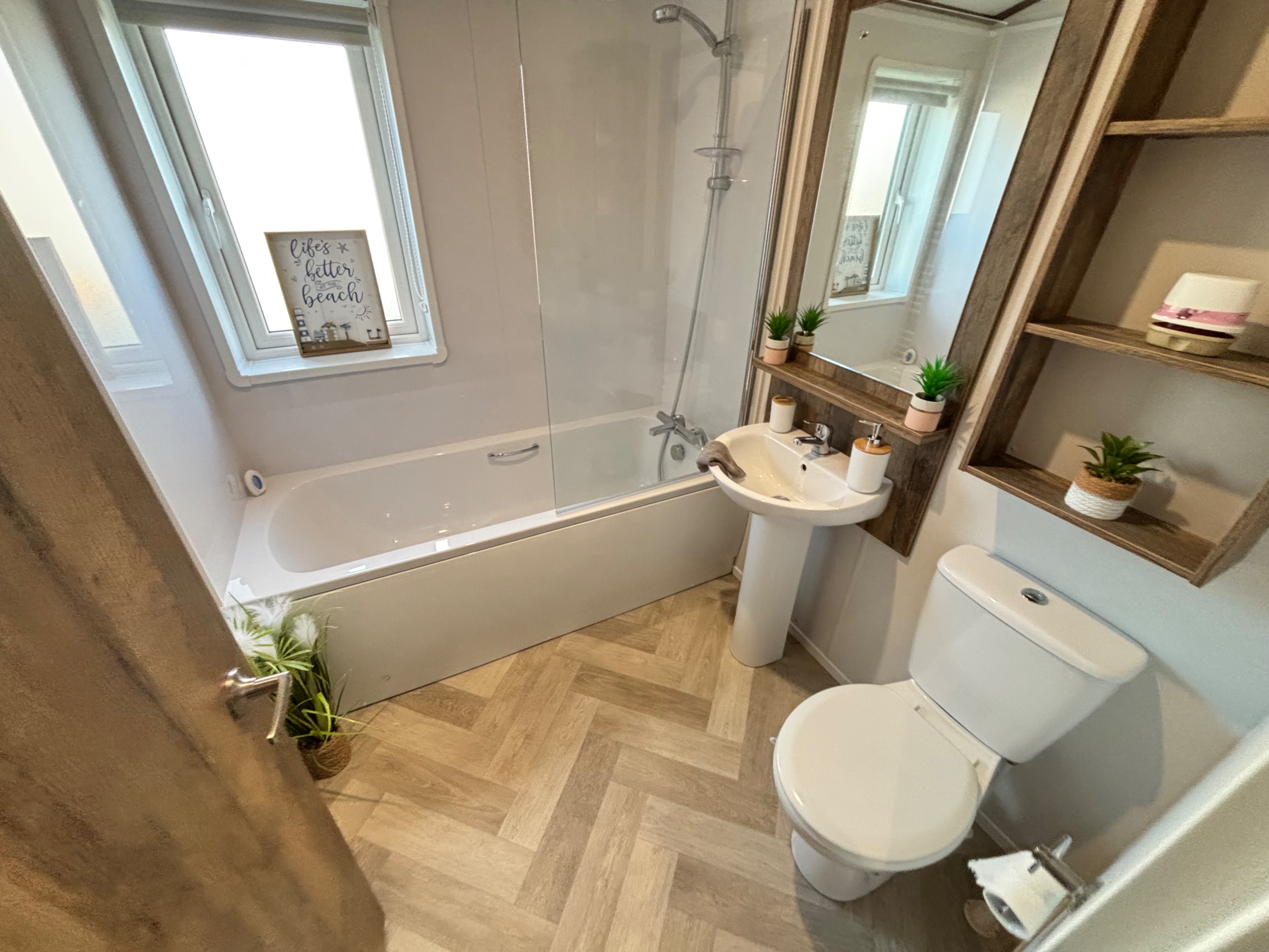 Photo of Willerby Horsham 2025 (Luxury Lodge)