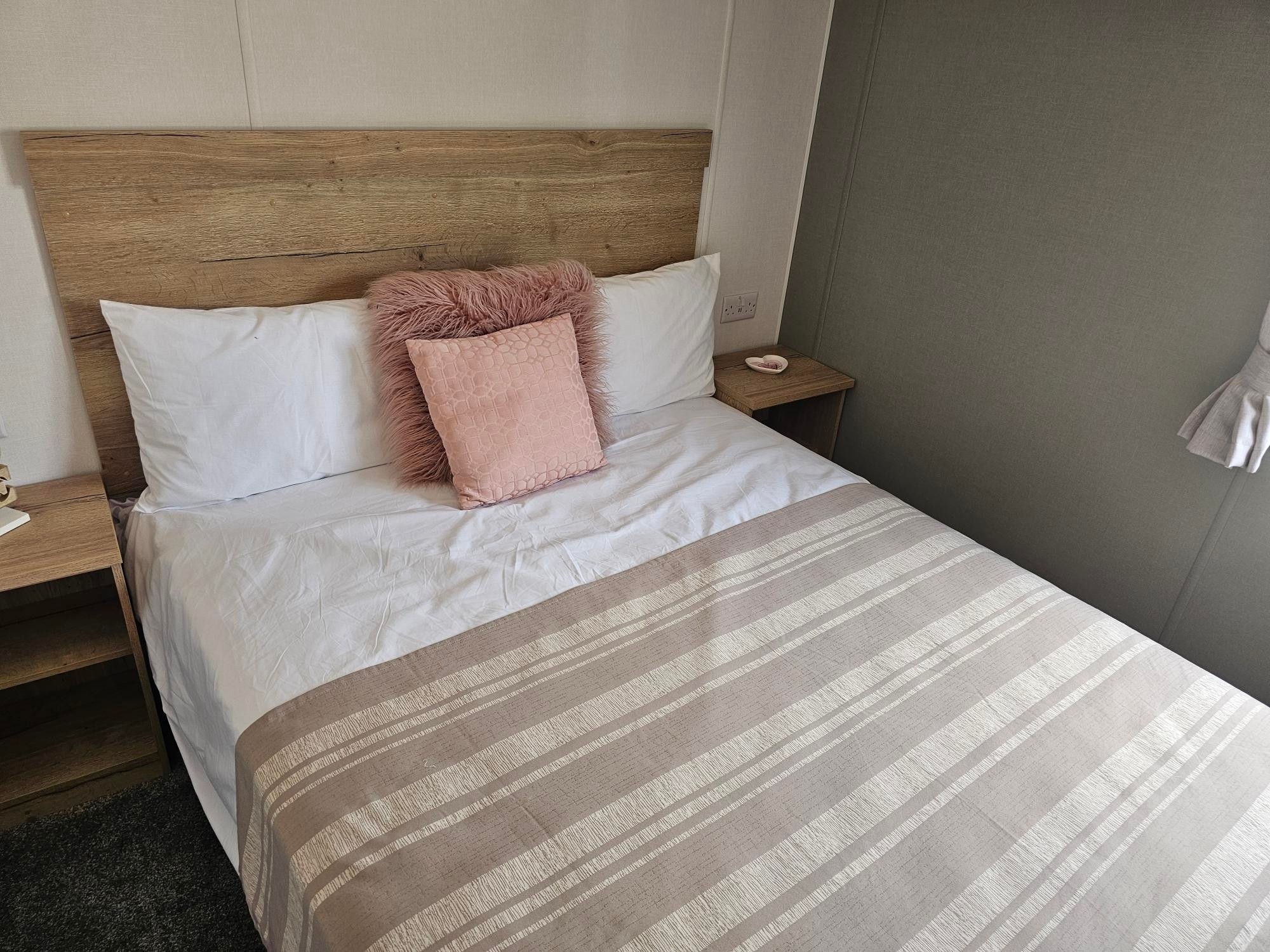 Photo of Willerby Midhurst 2024 (Static Caravan)