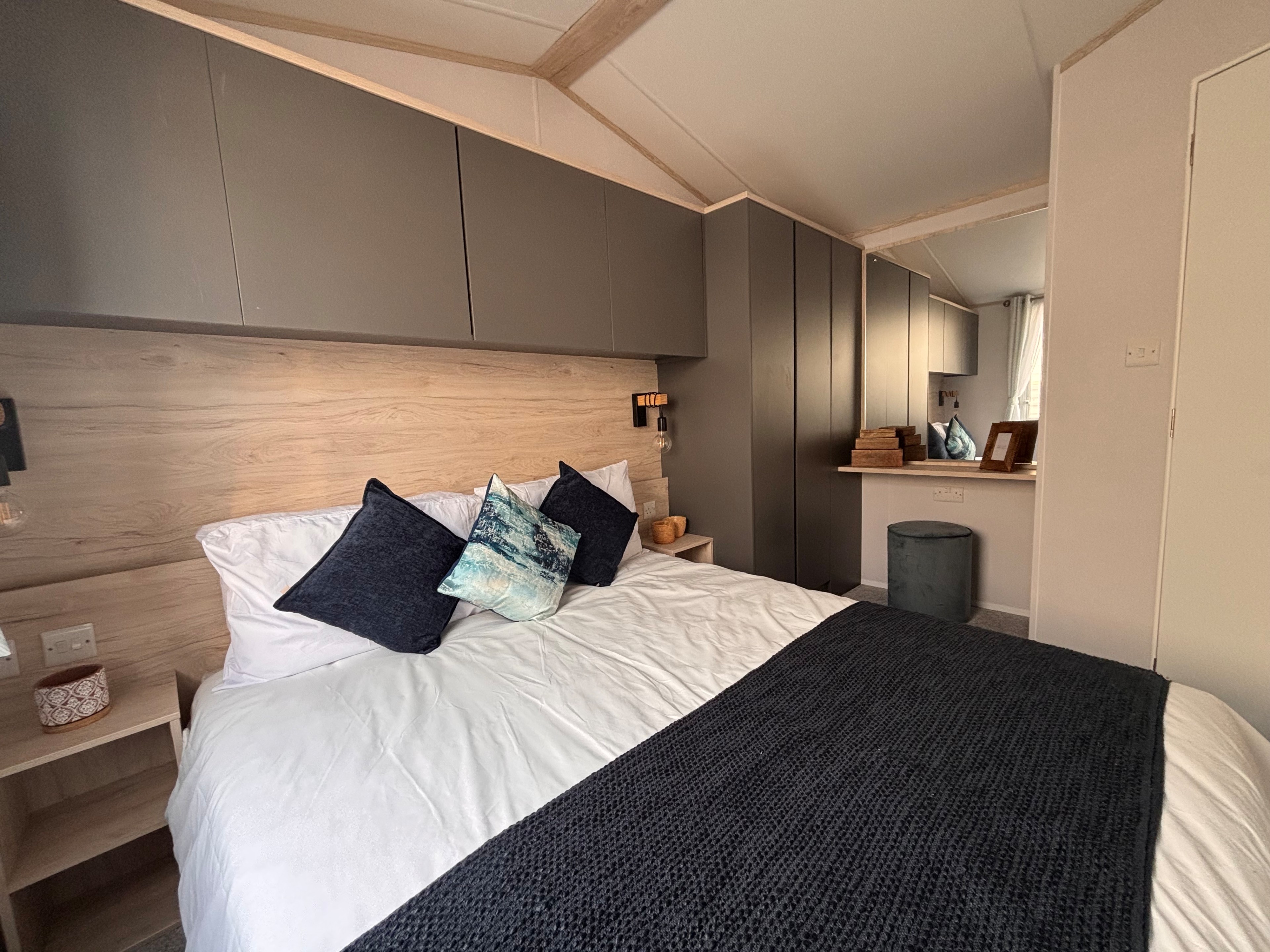 Photo of Atlas Chorus 2024 (Static Caravan)