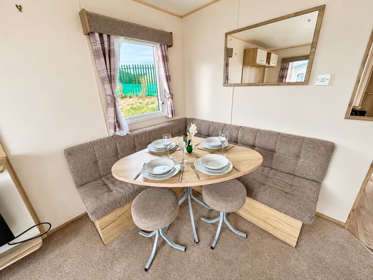 ABI-New-Horizon-2018-CAR0064576-150377450.jpeg