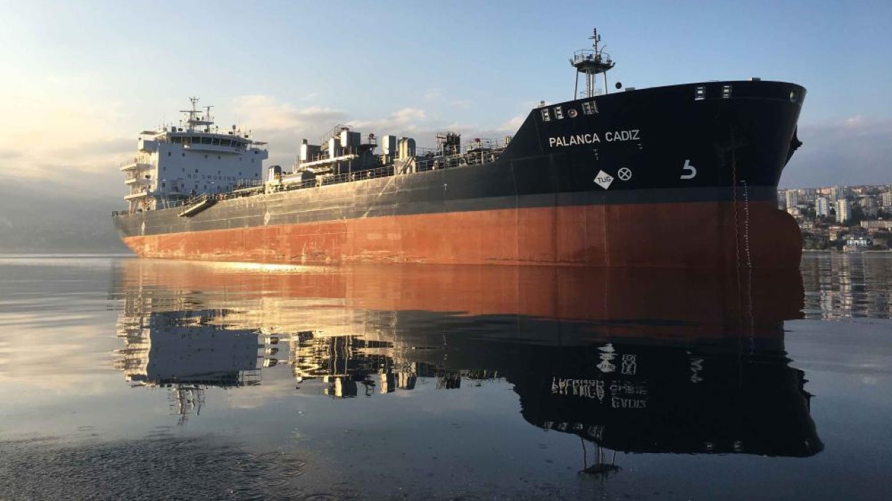 New Skunk Works Stealthy Tanker Concept Unveiled