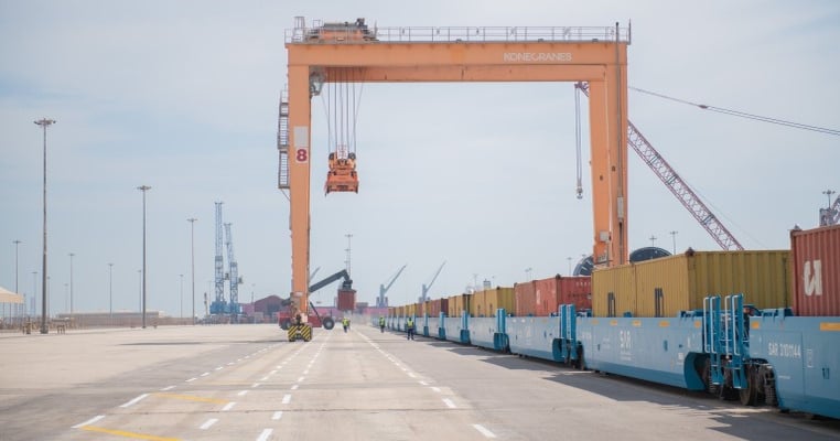 Al Jubail and Riyadh Dry Port connected in first rail cargo operation