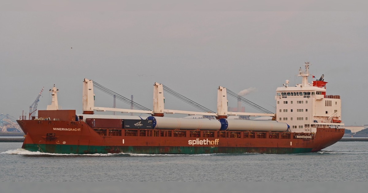 Two injured, crew evacuated from Dutch ship in Houthi attack