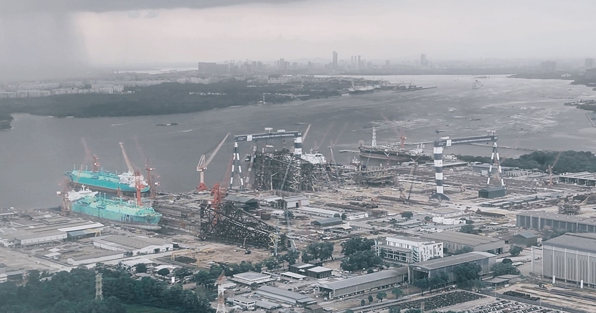 Crew safe in Johor Straits tanker fire