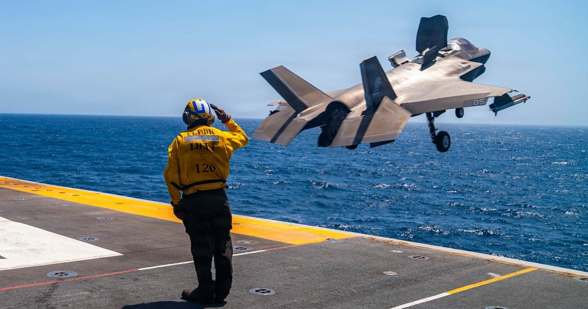 US strikes Iranian boats attempting to lay mines