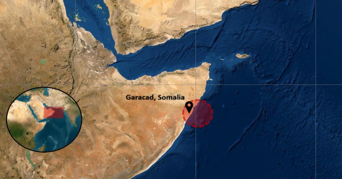 Somali piracy warning as second ship hijacked