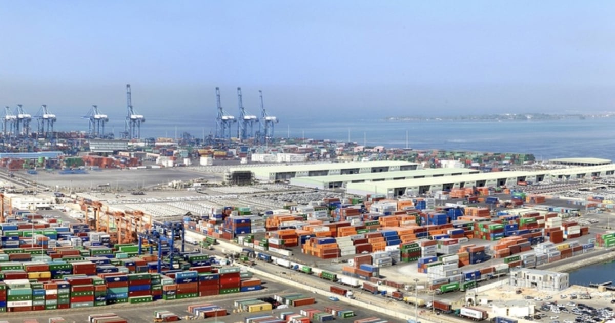 Maersk reroutes non-Saudi Gulf cargo away from Jeddah