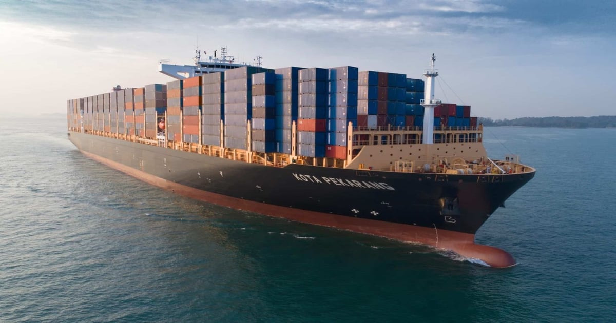 PIL and PSA launch Singapore’s first green transhipment shipping service