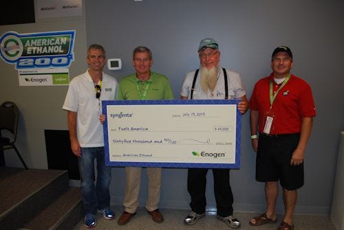 ethanol_corn_victory_lane_iowa_speedway_1_635100379693007697.jpg ethanol_corn_victory_lane_iowa_speedway_1_635100379693007697.jpg