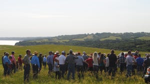attendees of the The Nebraska Grazing Conference in field