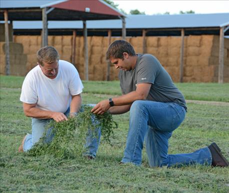 growing_high_quality_alfalfa_how_south_dakota_farm_gets_done_time_after_time_3_636111007994474477.jpg