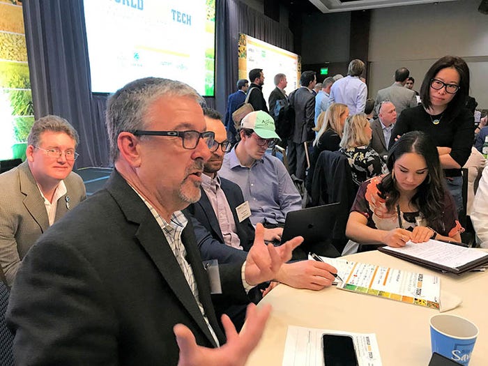 Hey look, it’s a real farmer: Silicon Valley entrepreneurs and startup CEOs at the World Agri-Tech Innovation Summit listen in as Illinois farmer Steve Pitstick describes his farm and technology expectations for the future. 